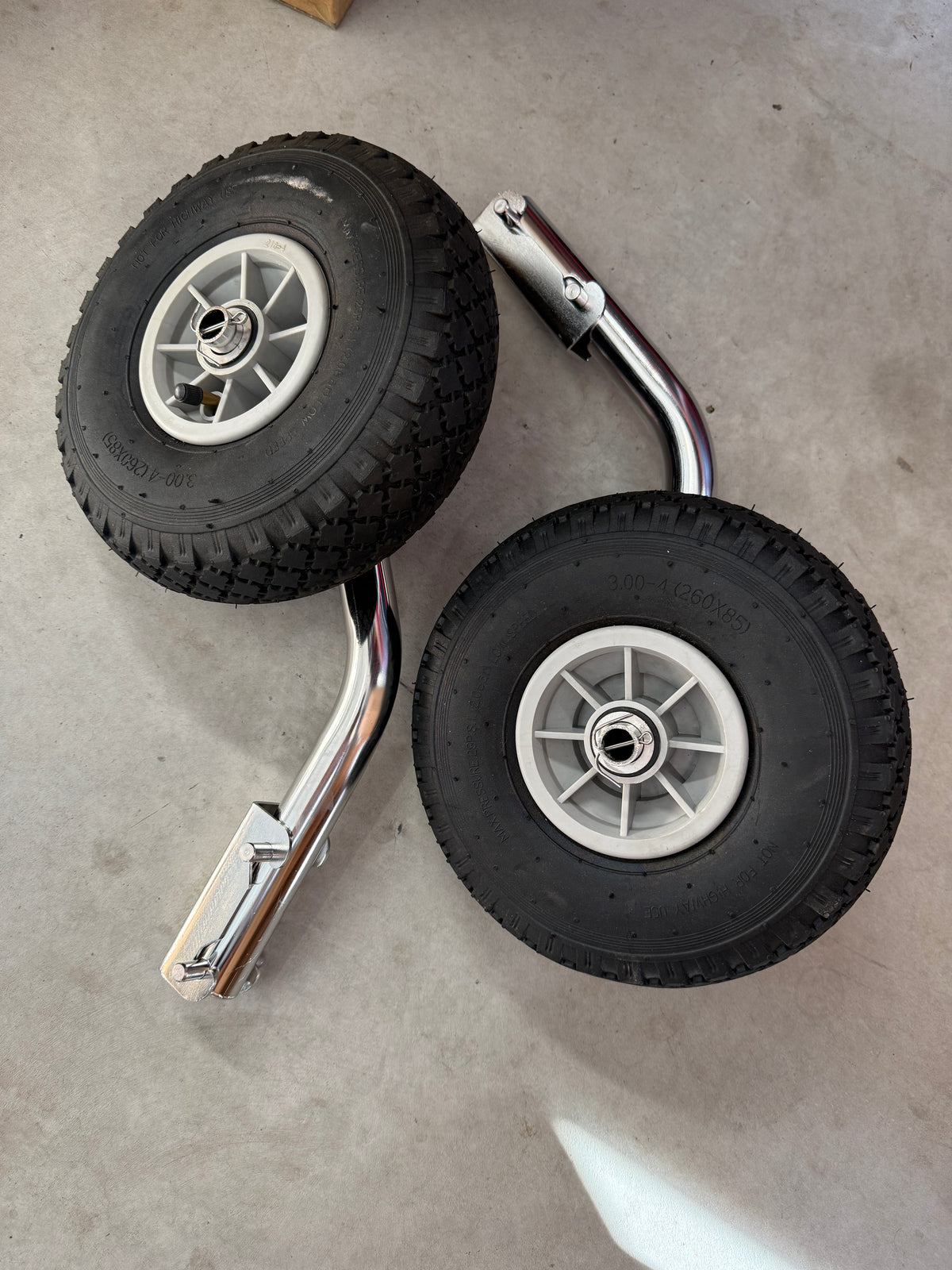 Transom Tires with Stainless Steel Hardware - Removable